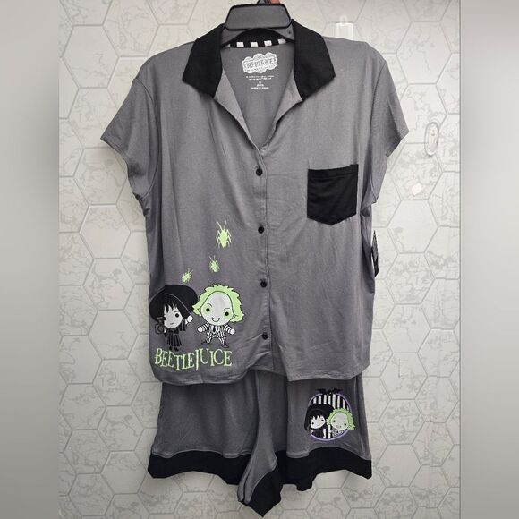 Nwt Warner Bros Beetlejuice Women's Top and Shorts Pajama Set, 2-Piece - Picture 4 of 10